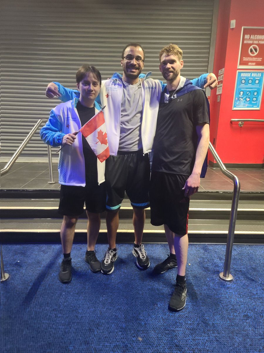 I can't believe what just happened today. I never would have thought I would make it this far. Let alone perform the way that I did. The Grand Finals ended short because I got injured on my right calve during the first set of songs. As a result, I had to stop playing. (1/3)