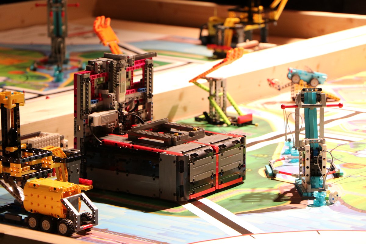 Robots-JU tweet media