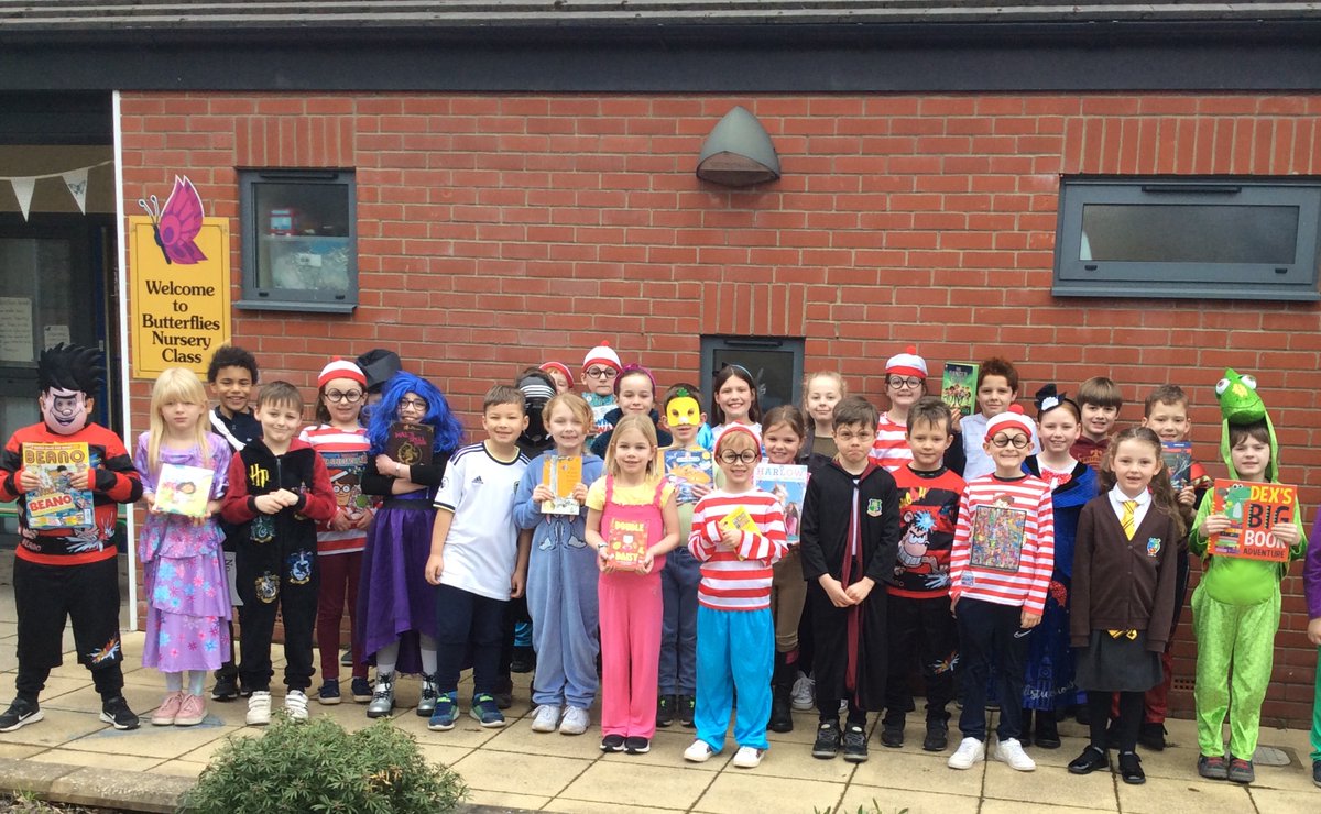 Y3Hunmanby's tweet photo. World Book Day :-) https://t.co/nuki0ReOBG