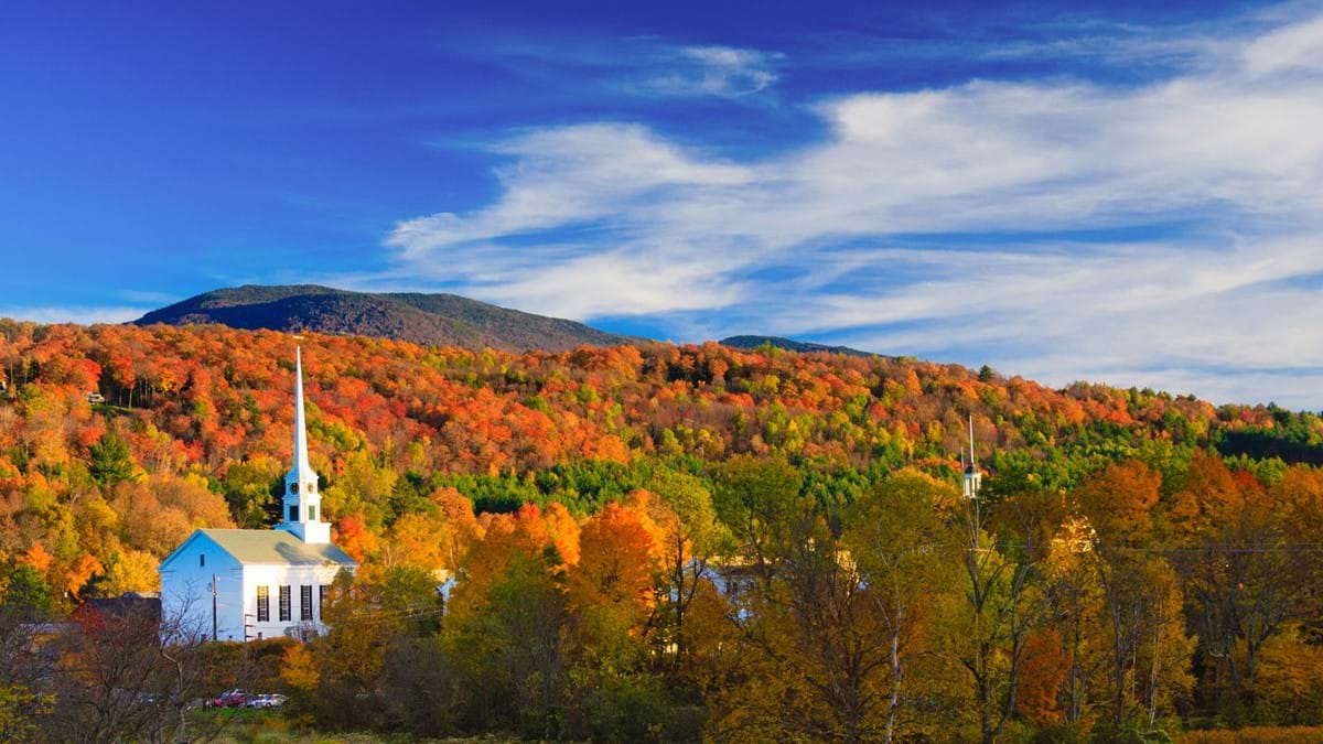 🍂Catch your breath at one of nature's greatest sights, journey through some stunning countryside, and visit two wonderful cities. 
🍂New England in the Fall - Save up to 10% 
🗓Departs September 2023 - October 2024
🍂H - bit.ly/3JgZBGw