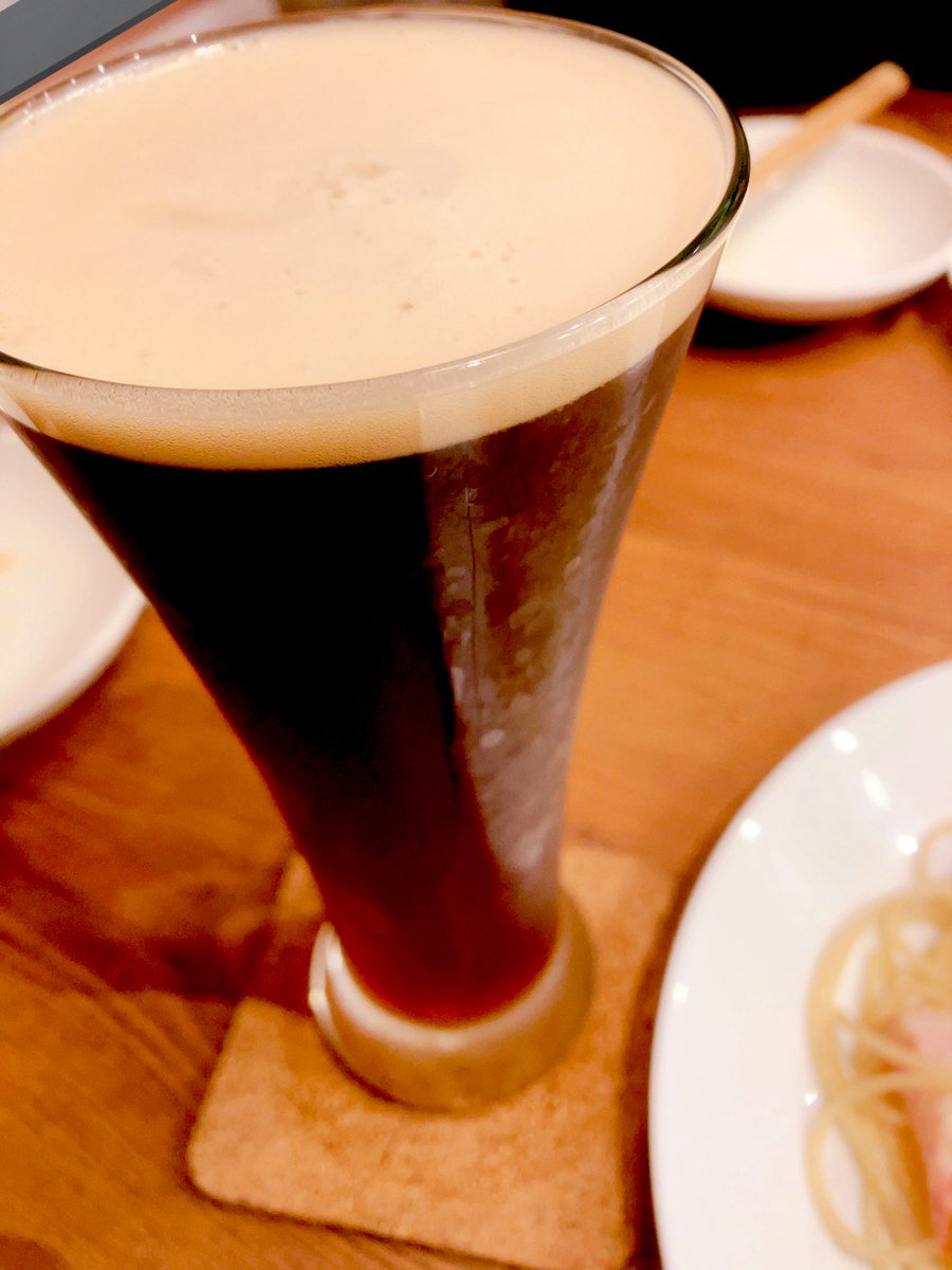 「金しゃちビール 名古屋赤味噌ラガー 」|ぬつのイラスト