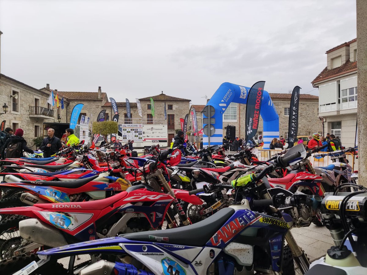 concellopanton's tweet photo. #enduropantón 
Fin de semana de motor en Pantón
Preparad@s para comezar a xornada? 🚵‍♀️🚵🚵‍♀️🚵 
#Pantón #RibeiraSacra #motos #offroad #minienduro https://t.co/onsol0F0jZ