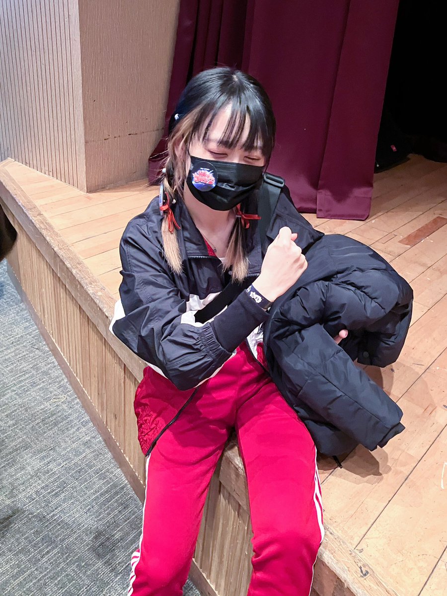 #끊임없이_빛나는_유성들이여 ❤️💙🖤💚💛 오타쿠 인생 첫 커버 콘서트! 유성히로에 다녀왔습니다 🔥 무대가 있는 행사 때마다 행복하게도...