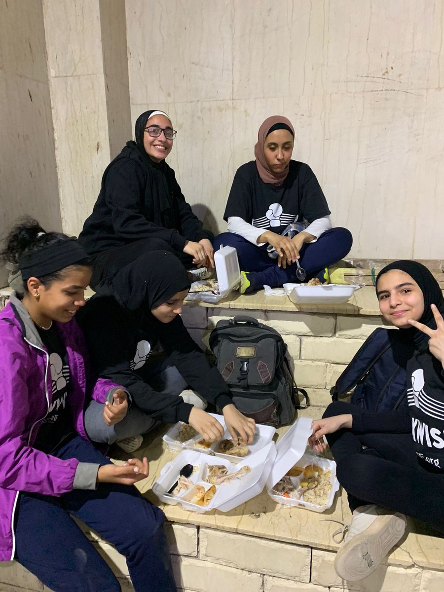 BoxWiseFDN's tweet photo. From a personal perspective I am so incredibly proud of our all female Egyptian Boxwise program 🇪🇬. Trainer Sally is doing the most amazing work, empowering and supporting young women through our 10 week program. #egypt #communities #boxwise https://t.co/eoIJ6S9kPh