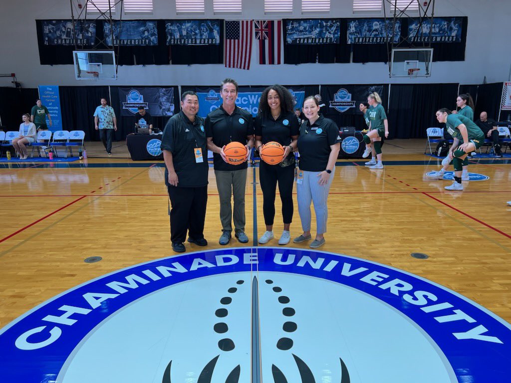 GoSwords's tweet photo. Three days, 10 games and two champions crowned. It was an absolute privilege to host the @ThePacWest Basketball Championships for the first time this past weekend. We hope our guests enjoyed the experience as much as we enjoyed having them! #SwordsOhana #ChaminadeOnTheRise https://t.co/G7t5uW1q85