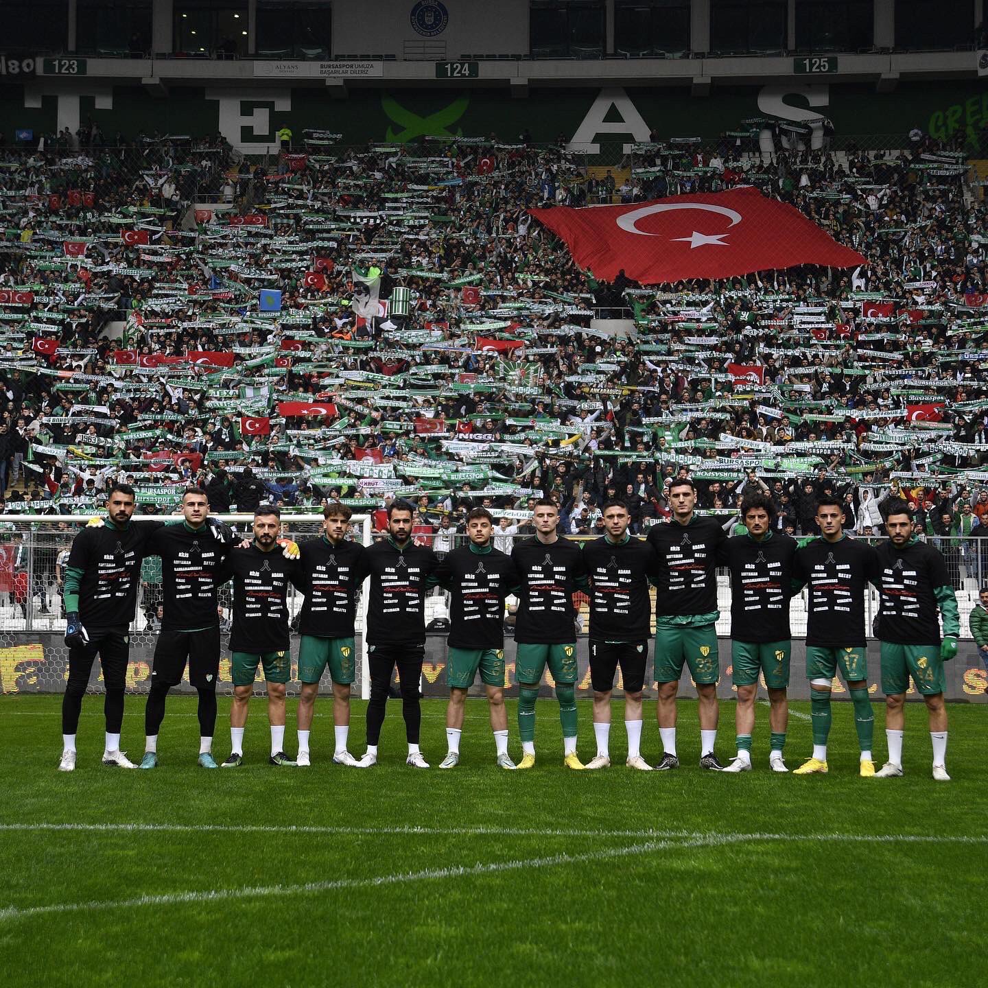 Bursaspor Teknik Direktörü İsmail Ertekin Amed Sportif maçında kalp spazmı yaşadı