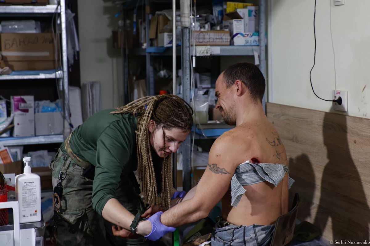 ukraine_world's tweet photo. Russia killed another Ukrainian hero😢Yana Rykhlitska was a volunteer and paramedic. She died near Bakhmut with other paramedics during evacuation of injured soldiers. The army of darkness takes lives of the brightest people 💔 https://t.co/UiF3QlswgN