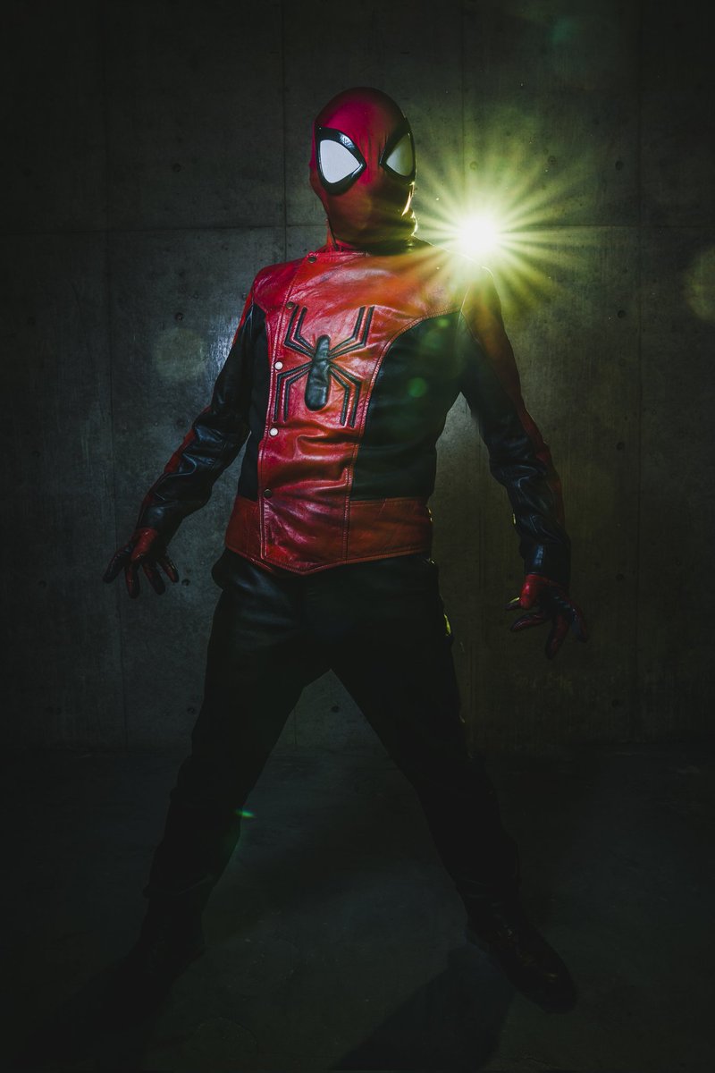 JIN_WPlus's tweet photo. アベンジャーズを追放され、サーチライトに捕捉され、警官隊に囲まれたとしても、おれは犯罪者を断罪しなくてはならない!
#SpiderManAcrossTheSpiderVerse
#LastStandSpiderMan
#Creativehead0225
photo:へいさん(@unmatchsan) https://t.co/Ok1kFlr3sS
