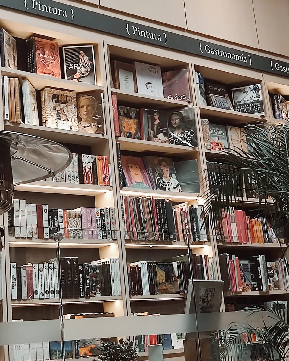 GeorgettFlores's tweet photo. 📖 https://t.co/XP30GH8ypi