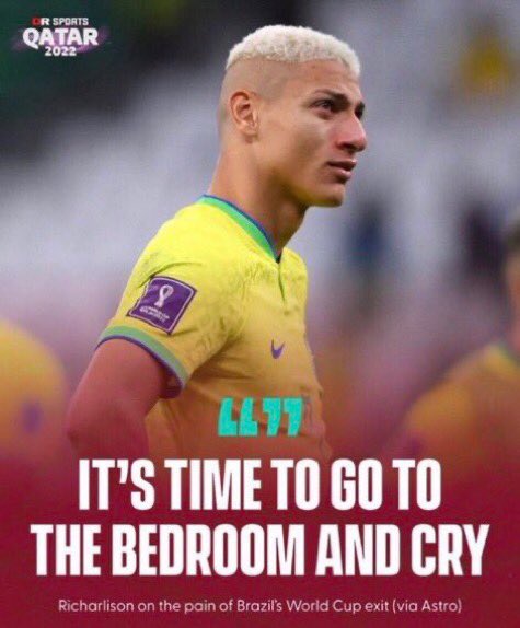 TotallyWirtz's tweet image. Harvey Elliot is going to cover Trent😂😭