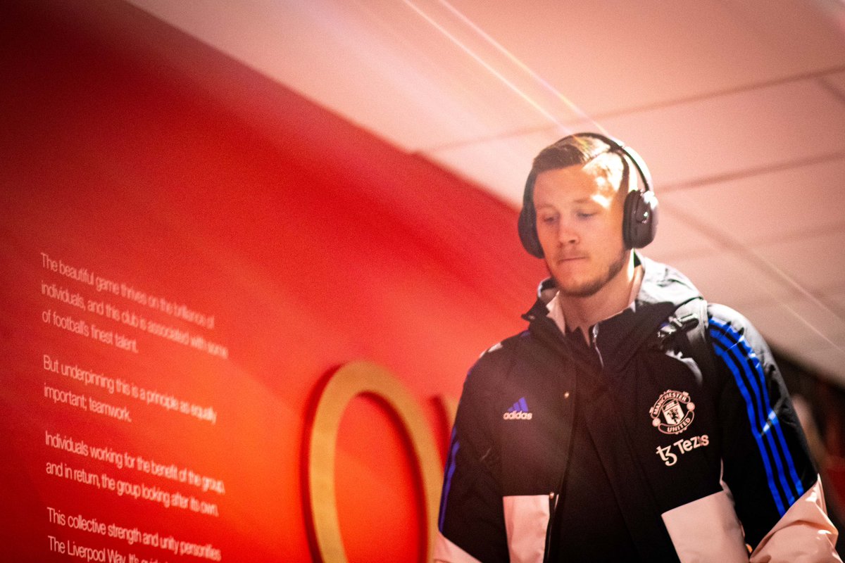 ManUtd's tweet photo. Focused. 

#MUFC || #LIVMUN https://t.co/hAIiAsqD8T