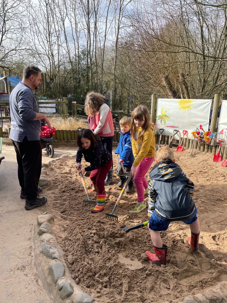 Thankyou <a href="/BrookburnP/">Brookburn Primary</a> families for coming down to our den day. The allotment is now ready for planting, the EYFS garden has been given a bit of a tidy and the sandpit has been topped up. Our next den day is 22 April. <a href="/BrookburnPTA/">Brookburn PTA</a>