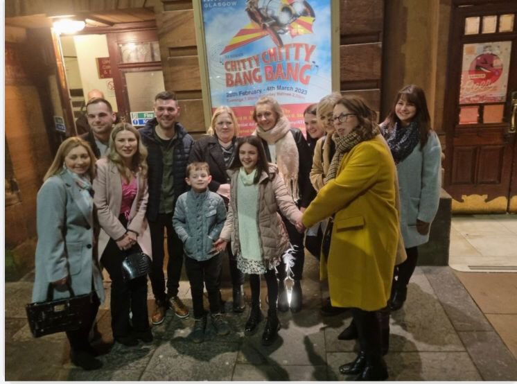 FordbankPS's tweet photo. A massive well done to this young star who used her wonderful talents on stage this week performing in @PMOSmusicals production of Chitty Chitty Bang Bang! All our staff agree that she was simply awesome 👏🏻 #prettychitty #proud #Kingstheatre @_RenMusic 🎶 https://t.co/8gXIk5wlAk