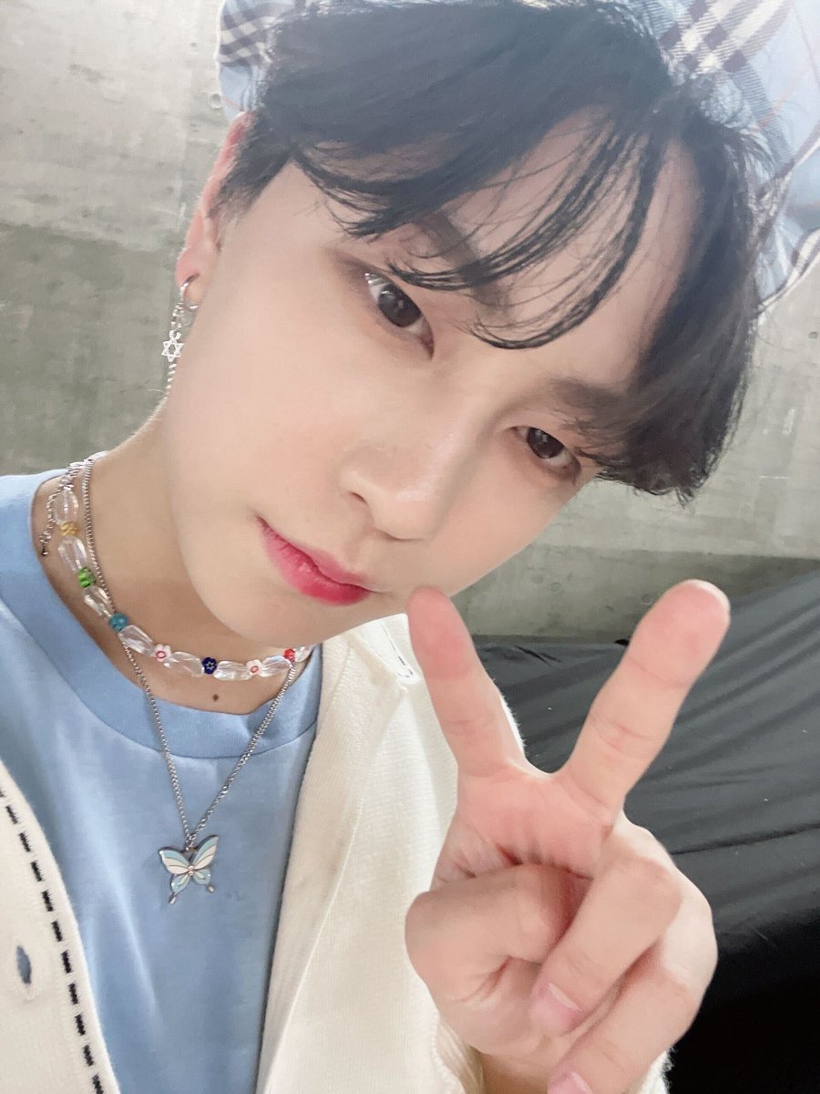ANDTEAMFR_FAN's tweet photo. 🫧| 𝙏𝙍𝘼𝘿𝙐𝘾𝙏𝙄𝙊𝙉
#TAKI
« Merci d'avoir rejoint MyNavi Tokyo Girls Collection aujourd'hui !
J'ai vraiment apprécié ma première performance en direct depuis longtemps.( ́▽`)
J'adore LUNÉ.♡»
••🐧
©️: TAKIVERSE
#andTEAM #AUDITIONTheHowling #LUNÉ #TheHowling_ME https://t.co/gxL0DR1jzY