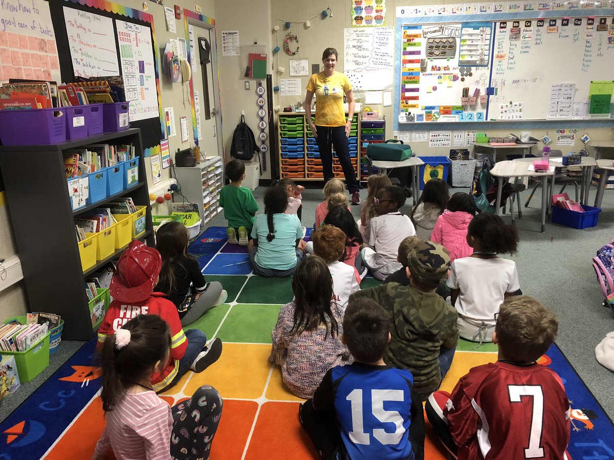 CohnMrs's tweet photo. Career Day was so much fun! We’ve got the best parents taking time to come share their careers with us. Our future is bright! #shareyourspark #SMErocks @missTXcounselor thanks for a fun event!!!! https://t.co/lHNMmJNtV1
