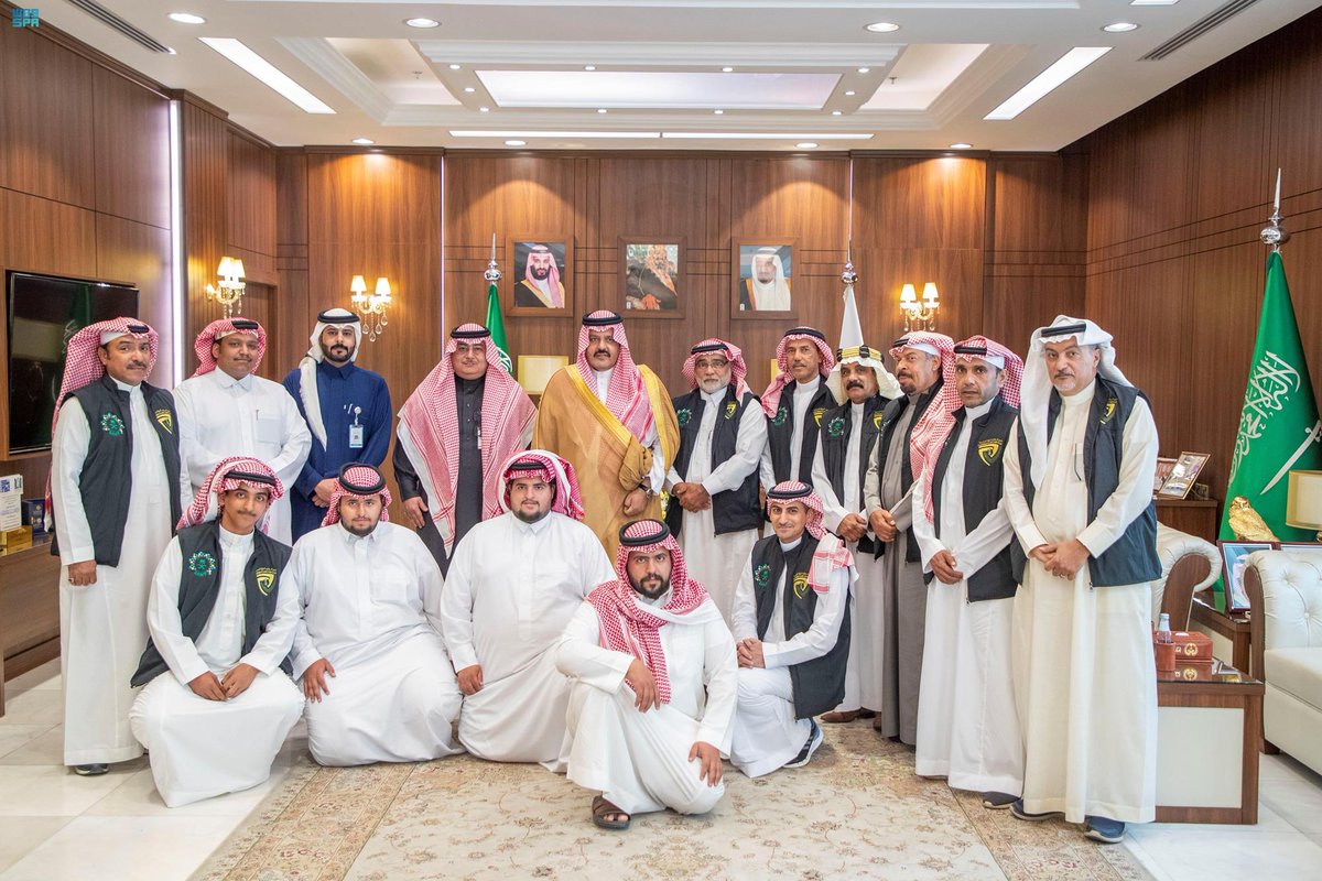 SPAregions's tweet photo. سمو أمير حائل يستقبل أعضاء فريق رحلة رالي طويق الدولي.
https://t.co/unyy9ZELNt
#واس_عام https://t.co/EP1wlyZe8i