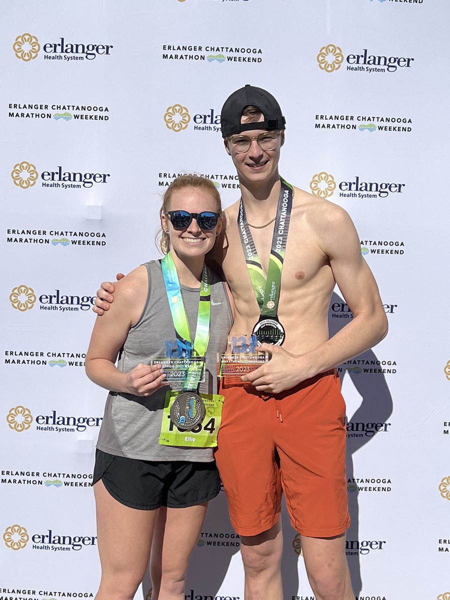2xjn's tweet photo. Great day running the Erlanger half marathon! Ellie 2nd in age group and her boyfriend Rocky was 1st in age group.  PR for both of them.  Fun day! #Erlangerhalfmarathon #ProudDad https://t.co/VCeNcn8HU9