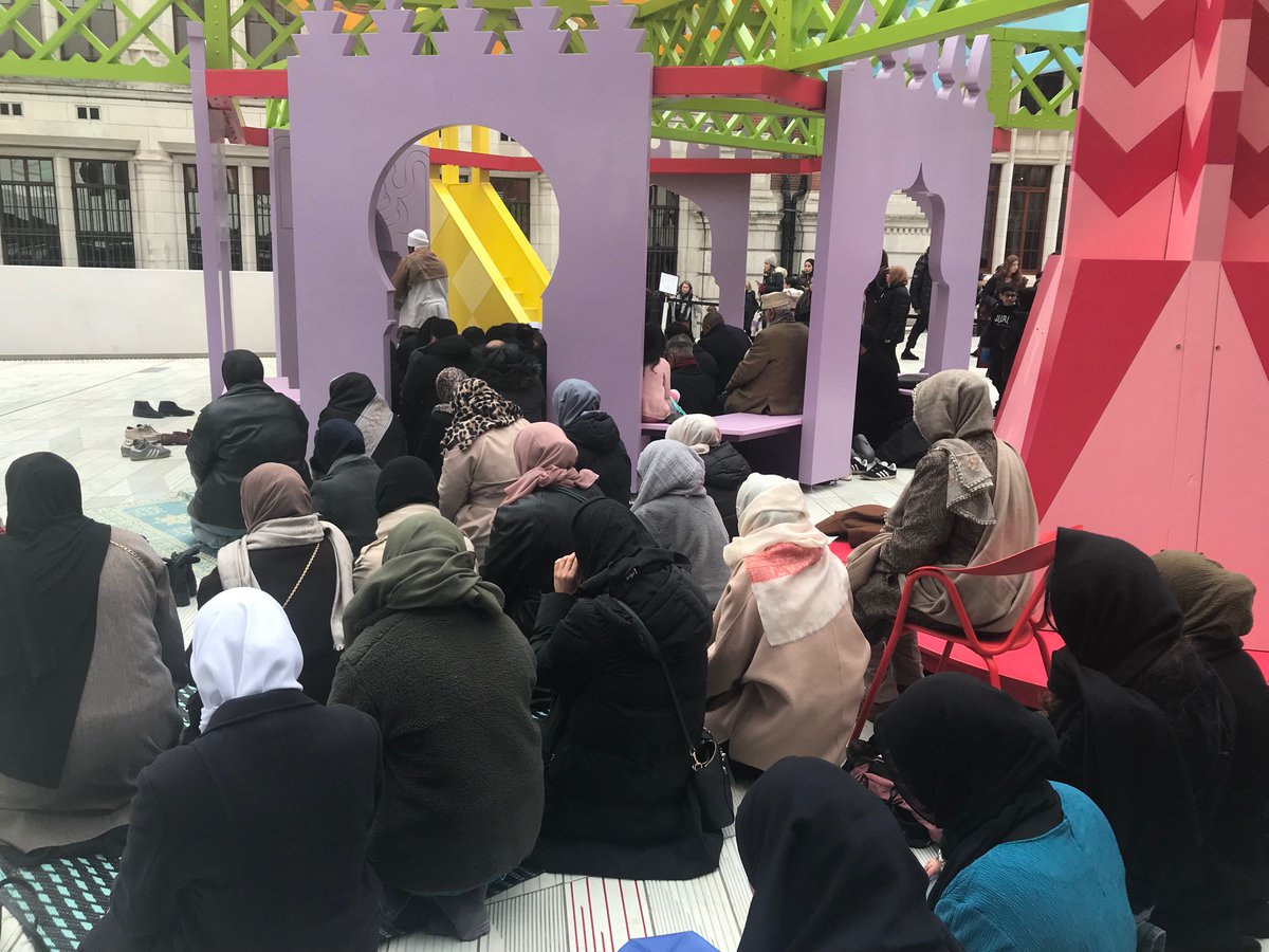 First call to prayer and congregational prayer