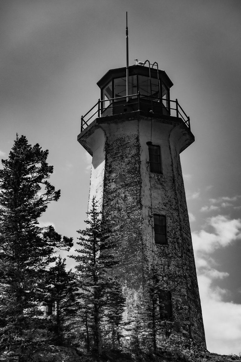 JasonNicolPhoto's tweet photo. @DailyPicTheme2 Battle Island Lighthouse, Lake Superior.

I spent a ton of time here as a kid, still come back and visit as an adult from time to time and it always feels the same. https://t.co/etWIzhnDT8