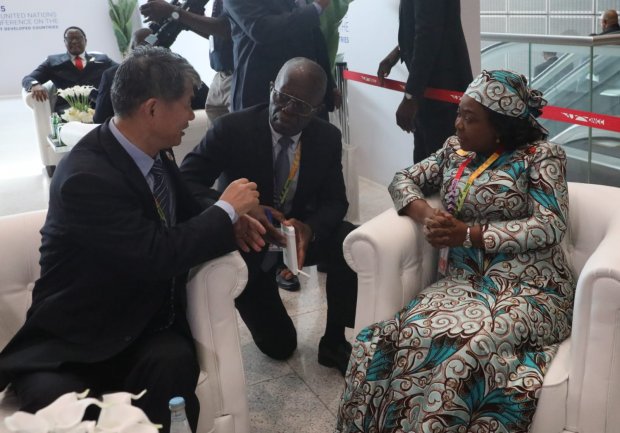 Angola estabelece contactos com Agência Internacional de Energia Atómica

A Vice-Presidente da República, Esperança da Costa, recebeu, em audiência este domingo, em Doha, o director-geral adjunto da Agência Internacional de Energia Atómica, Hua Liu.