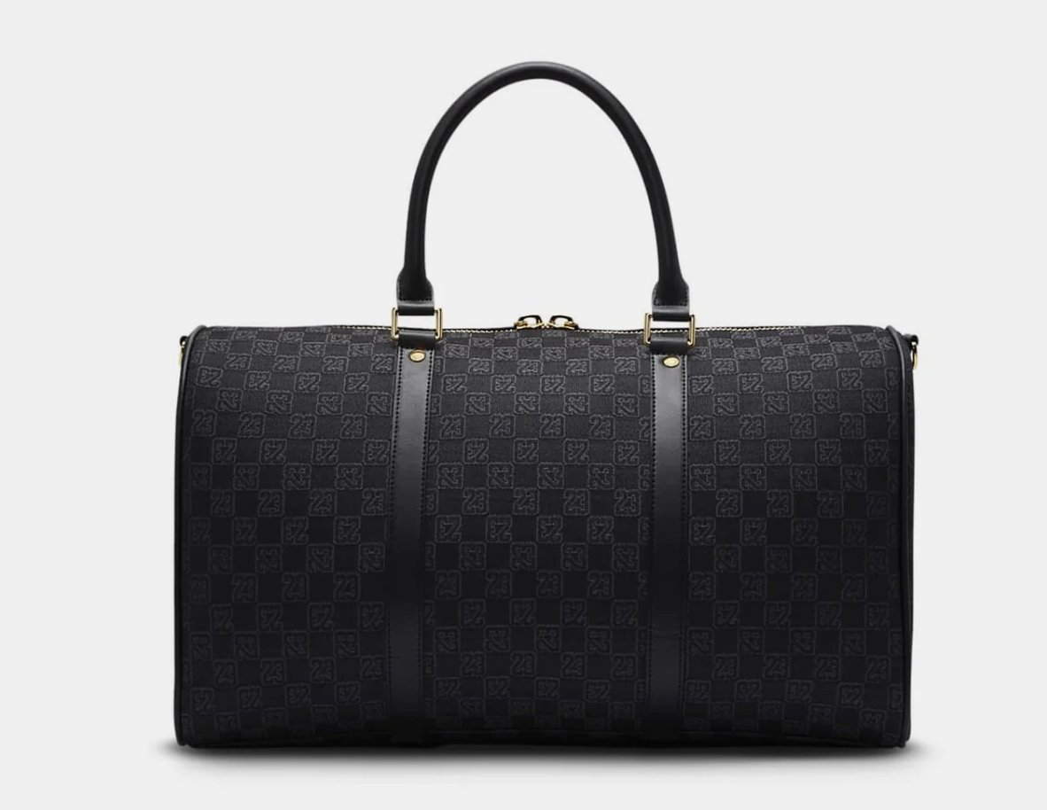 snkr_twitr's tweet photo. AD: Jordan Monogram Dufflebag
'Black/Gold'

Shop -> https://t.co/MAuwd8J3Ub https://t.co/QY8TTxxnF5