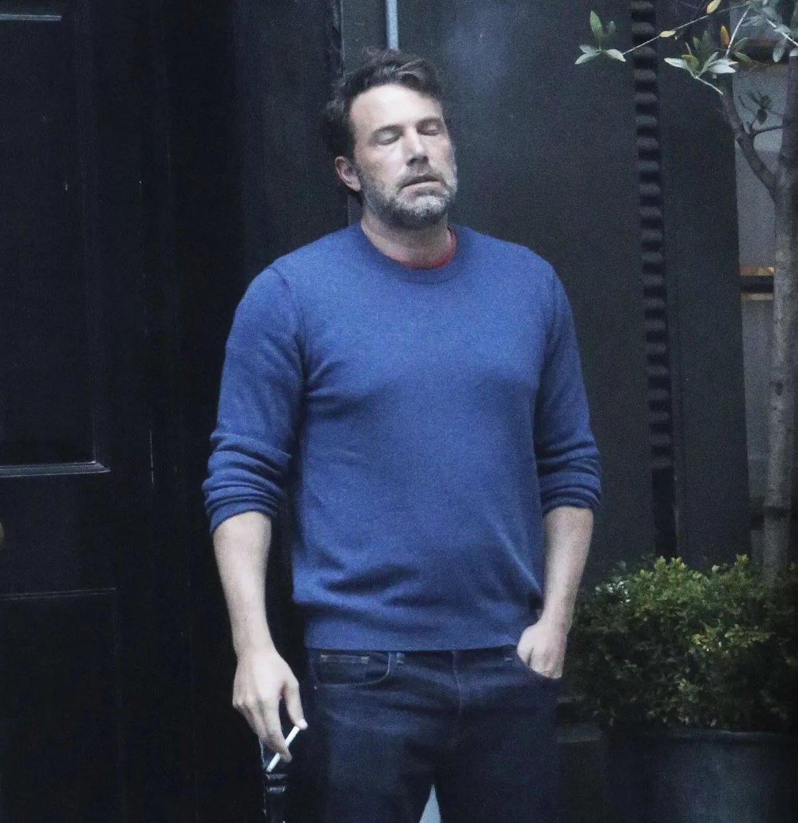 lexniko's tweet image. finding out raquel’s name is actually rachel on top of all of these affair details: