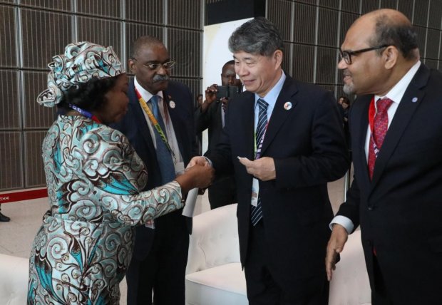Angola aborda possibilidade para criação de um Centro de Diagnóstico e Investigação do Cancro

Angola avaliou, domingo, em Doha-Qatar, com a Agência Internacional de Energia Atómica, Hua Liu, a possibilidade de se criar no país, um Centro de Diagnóstico e Investigação do Cancro.