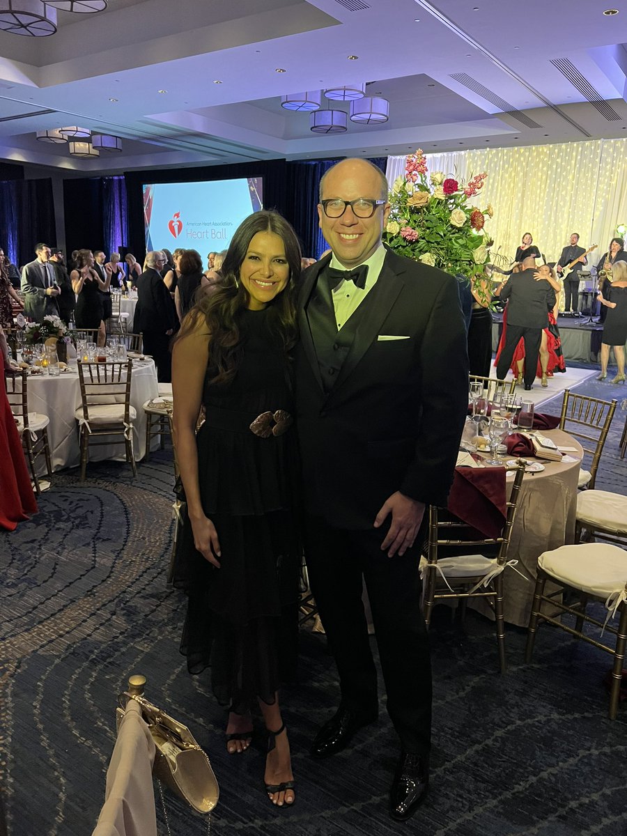 Third straight year as MC for the American Heart Association First Coast Heart Ball! 

<a href="/cjbrunell/">Caitlin Brunell</a> and team at AHA are always excellent, and <a href="/BruceLowthers/">Bruce</a> led the charge as outstanding chair! 500 people in room, <a href="/froggyradio/">Froggy 🎙</a> brought it as auctioneer - $1.6 million total raised!