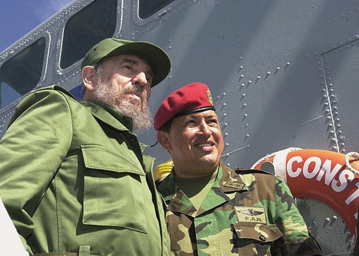 Diez años después del triste 5 de marzo de 2013, la vida sigue demostrando que el más grande patriota venezolano después de Simón Bolívar, y su mejor discípulo, llevaba razón. El proceso venezolano sobrevive y se desarrolla en su dura ausencia.
#ChavezVive #Cuba #Venezuela