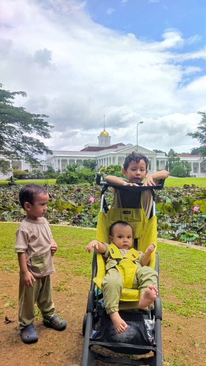 rizkibo's tweet photo. Threemasketeeerr 🤣🤣 https://t.co/YiDNaJI2hJ