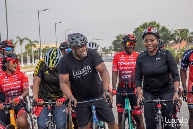 Luanda acolhe passeatas de ciclismo em homenagem às mulheres

Uma passeata de ciclismo em homenagem às mulheres angolanas foi realizada, este domingo, pela Federação Angolana de Ciclismo e o Ministério da Juventude e Desportos.