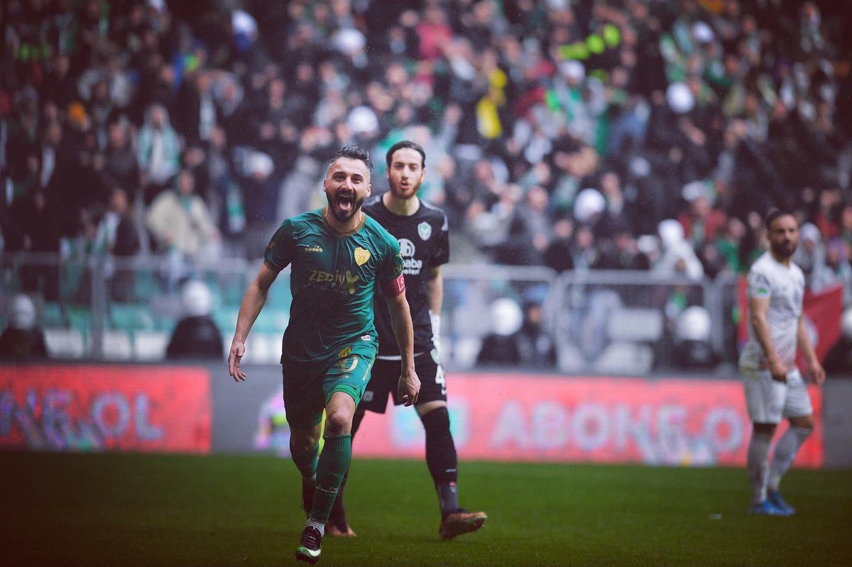 💚🤍 <a href="/BursasporSk/">Bursaspor</a> 🐊