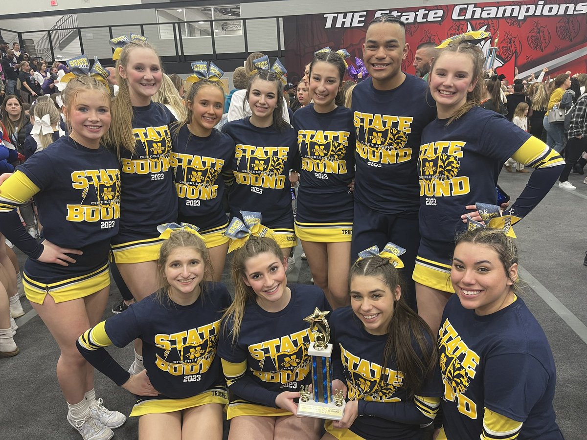 NHS Trucker Cheer tweet media