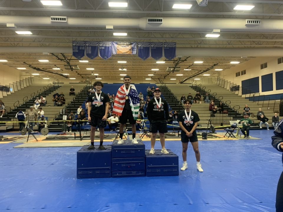ConroePower's tweet image. Rogelio Barrera breaks 2 Regional records with a 365lb Bench Press and setting a new Regional total record of 1,535lbs with a 600lb Deadlift! Roger also brings home hardware for Best: Squat, Bench Press, Deadlift, Overall Lifter, and 🥇1st place in 148lb wt. class!