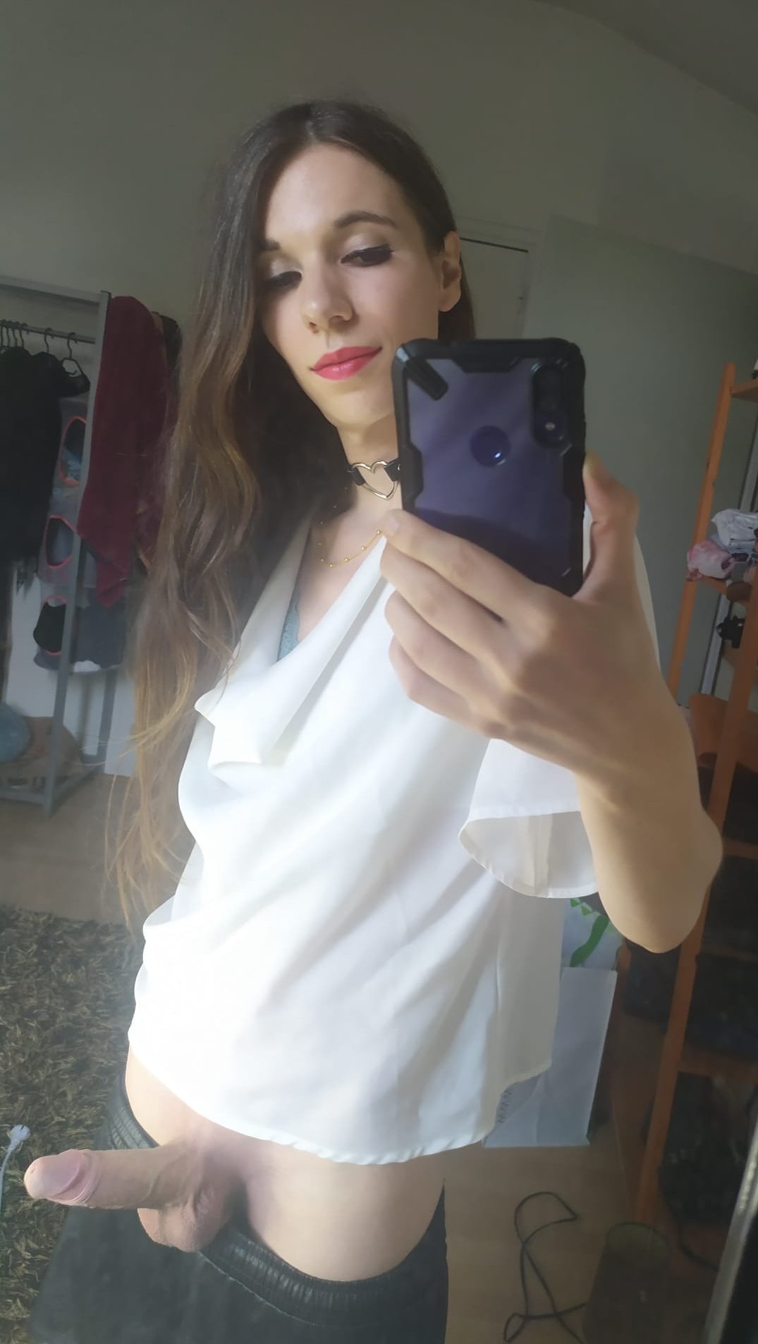 TsAnnaCum4u inviting touch