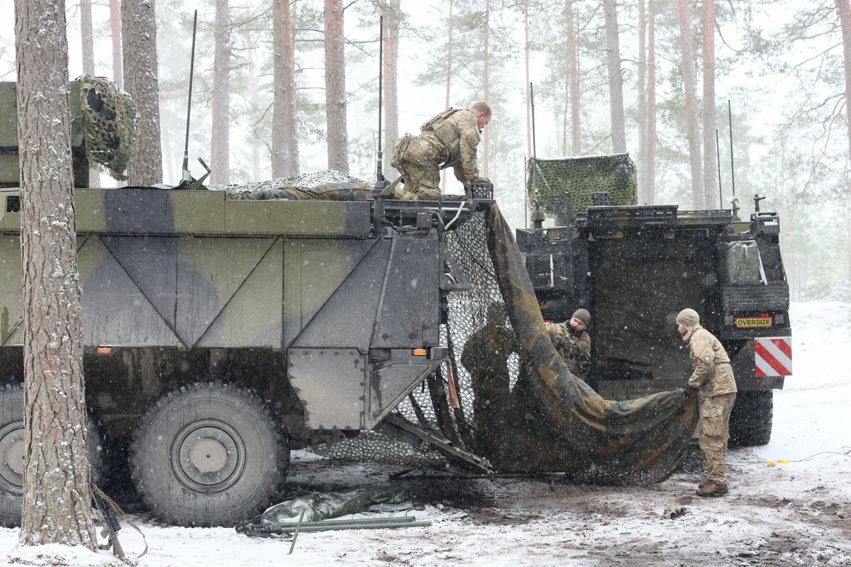 hqmndn's tweet photo. ⚡️During #NATO EX GRLI23 soldiers from #MNDN Forward Command Post and support units are daily in the field to train. Recently, heavy snow has hit the region but this has not prevented #MNDN forces from working efficiently, quickly and safely. They are #StrongerTogether https://t.co/FlYkVKepGx