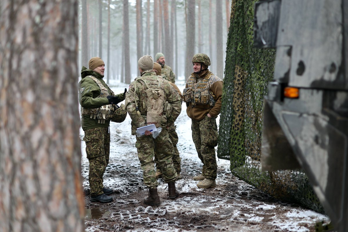 hqmndn's tweet photo. ⚡️During #NATO EX GRLI23 soldiers from #MNDN Forward Command Post and support units are daily in the field to train. Recently, heavy snow has hit the region but this has not prevented #MNDN forces from working efficiently, quickly and safely. They are #StrongerTogether https://t.co/FlYkVKepGx