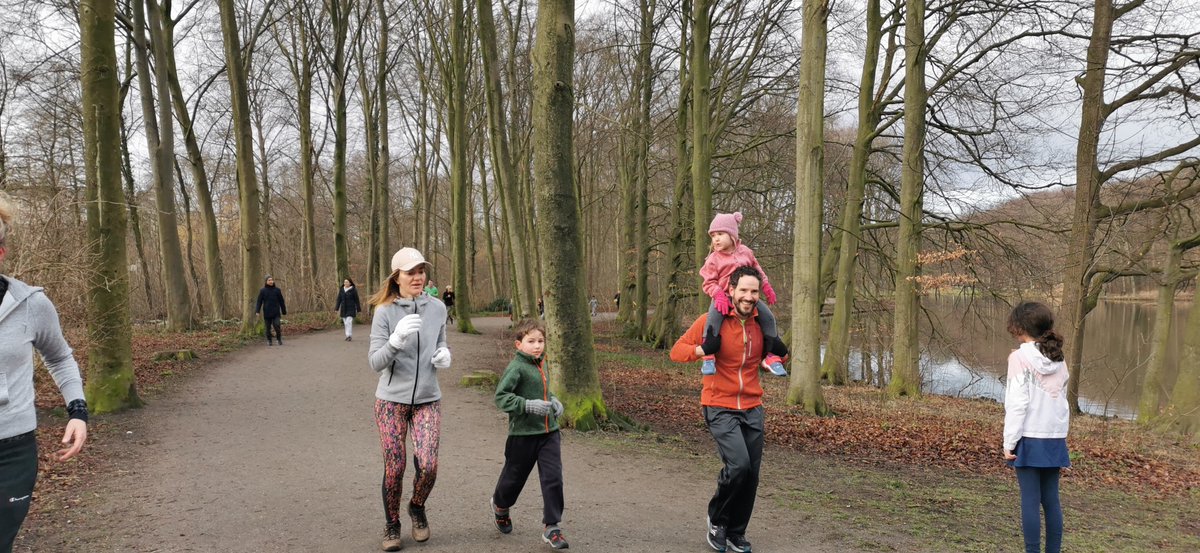 BSNJSV's tweet photo. Another fabulous turn out for our final @CPCLoopDenHaag  training run this morning in the Haagse Bos. Just 1 week to go until the actual race. #runbsnrun @BSNJSL https://t.co/rgPhWH8eiY