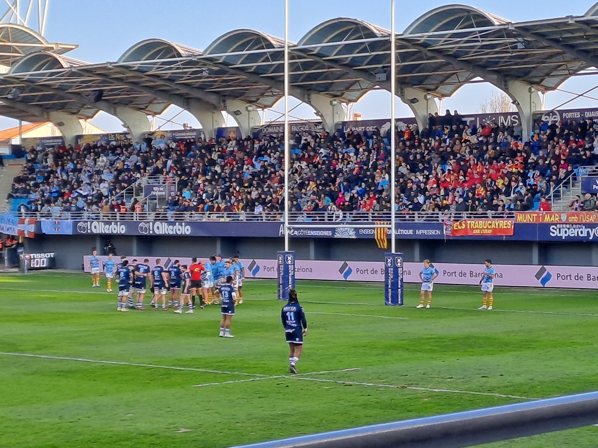 CarlesMayol's tweet photo. Excel·lent ambient ahir al #AiméGiral a la gran victòria de @usap_officiel  #SempreEndavant
@portdebarcelona @Trabucaires_CAT #USAP https://t.co/AF9pz5MJGh