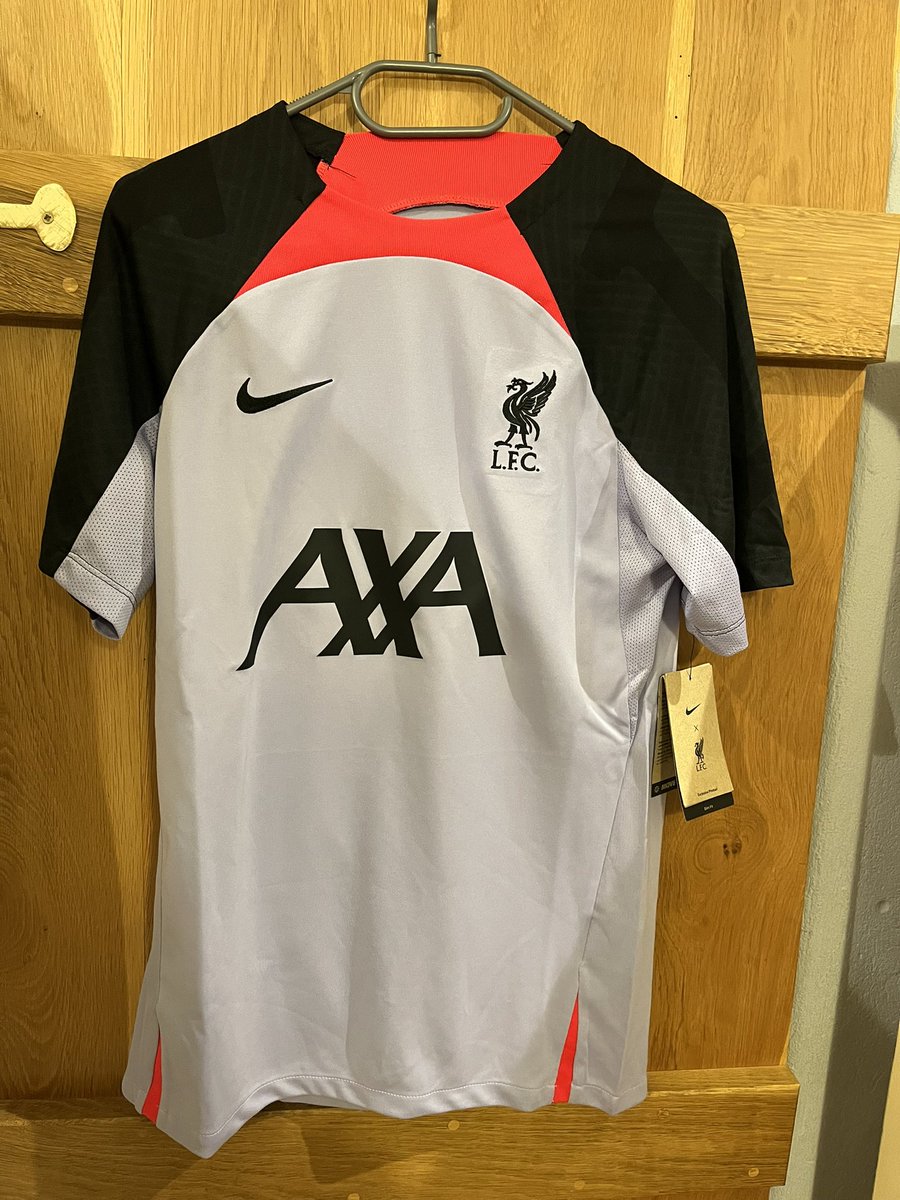 Mad4Kit's tweet photo. @LFCOriginals @sam23_l @davidc98 @Shirt_Showoff @CollectionRouge @balcony_shirts @KitHunters @FootballShirtC2 @YargShirts @YoTobyLFC @BrandsLFC -22/23 Home (M, BNWT) £35
-12/13 Home (XL, Excellent) £25
-22/23 Training (S, BNWT) £25
DM for more info 👍 https://t.co/XsY3mnrnPg