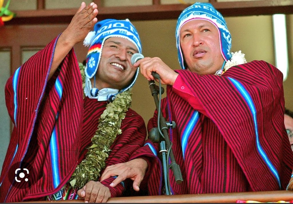 #AsíLoDijo 🗣️ Expresidente de Bolivia, <a href="/evoespueblo/">Evo Morales Ayma</a>: Nuestro mejor homenaje al Hermano Hugo Chávez, amigo y hermano del pueblo boliviano, es mantener vivo su pensamiento de liberación latinoamericana

🇻🇪 🤝🏻 🇧🇴

#YoSoyChávez #5Mar