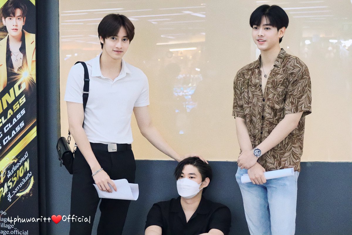 4phuwaritt's tweet photo. เพื่อนๆโตกันหมดแล้วภู🤣

#phuwaritt
#ลักยิ้มของภู
#4phuwarittPixx https://t.co/JcBcubUrTi