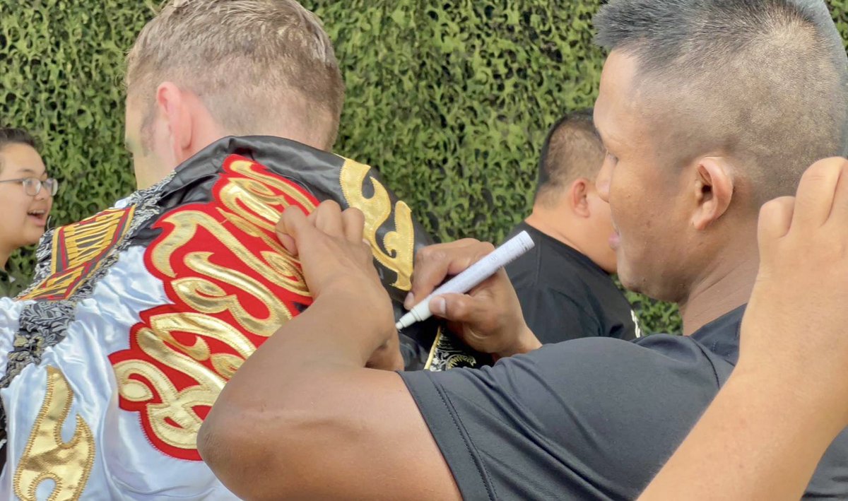 WassanaNanuam's tweet image. “หมวดบัวขาว” ไฮไล้ท์ ใหม่
ของ การฝึกCobra Gold
ที่ทหารอเมริกัน รอคอย
เรียน มวยไทย กับนักมวยดังของไทย
แจก ลายเซ็นต์ ด้วย!!

m.facebook.com/story.php?stor…