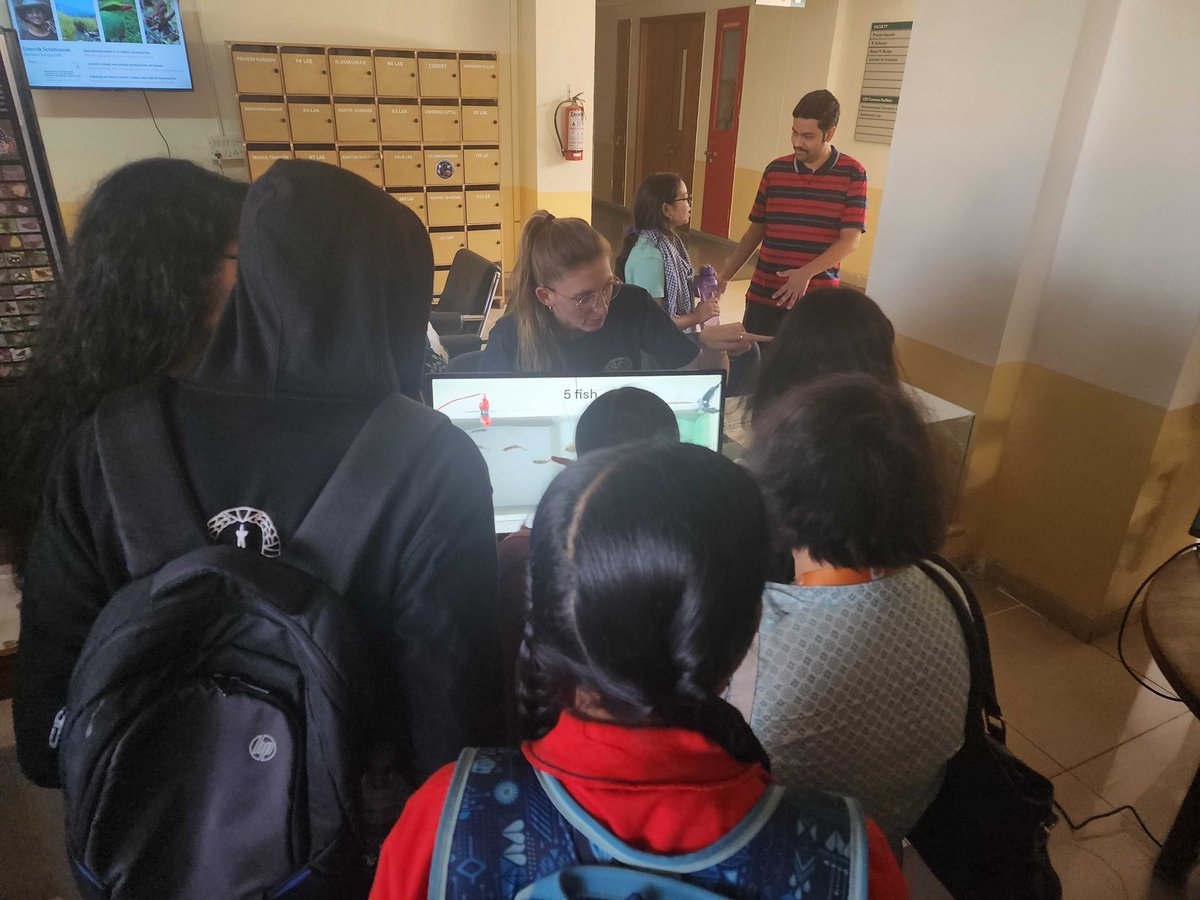 vishuguttal's tweet image. The open day gang from our lab did a great job of explaining the work that we do to public! #IIScOpenDay2023 #teelabiisc