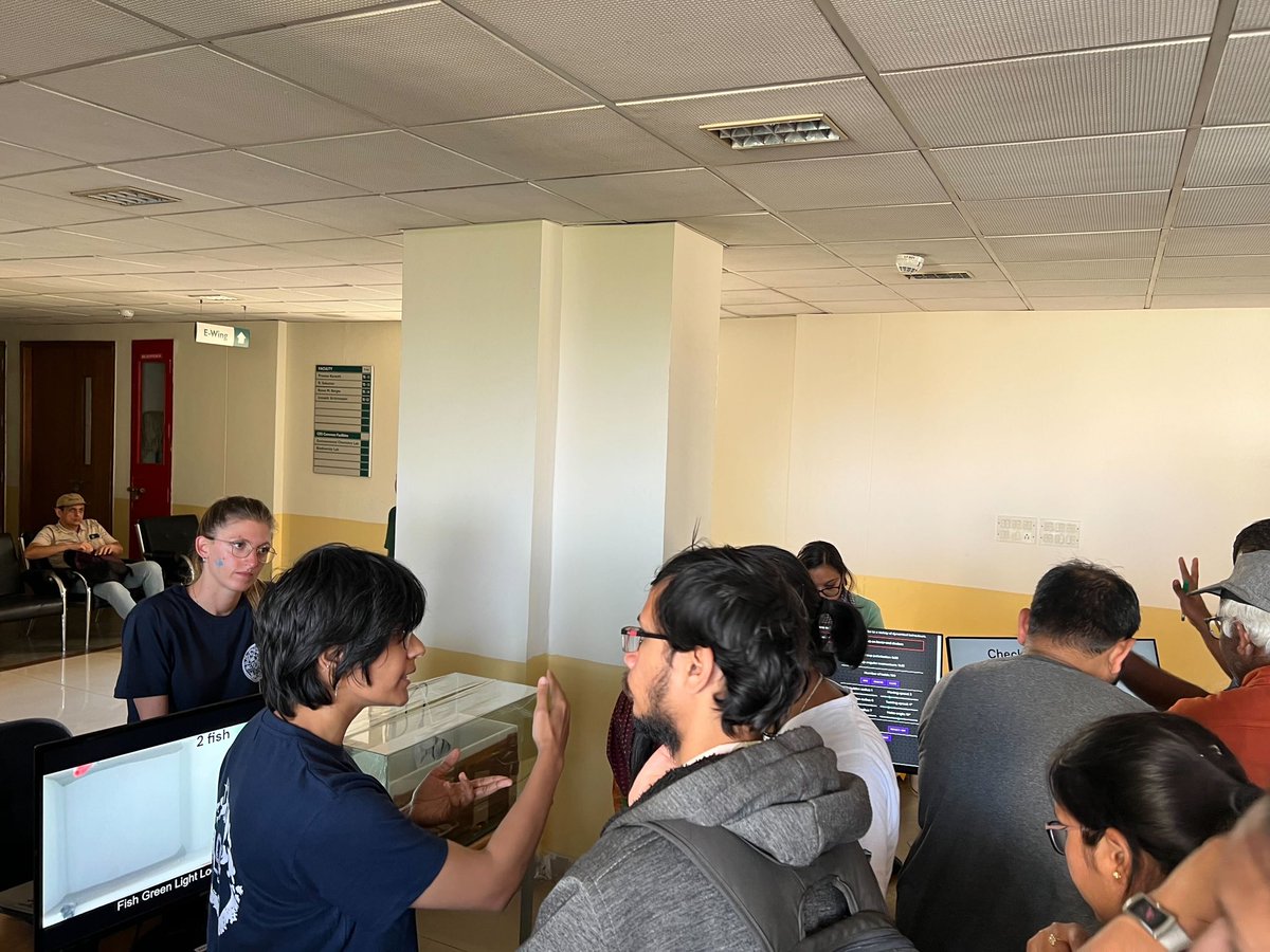vishuguttal's tweet image. The open day gang from our lab did a great job of explaining the work that we do to public! #IIScOpenDay2023 #teelabiisc