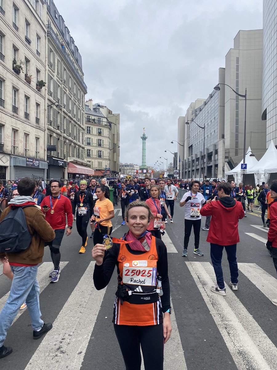 rladams6's tweet photo. Paris half marathon today to round off a fabulous few days avec la famille. 30 years since I was here for a year as a student, who would have thought I’d be back here for a race - certainly not my 20 year old self! @MDRunningClub #keelerunningclub #loveParis https://t.co/sHb8r8sJwg