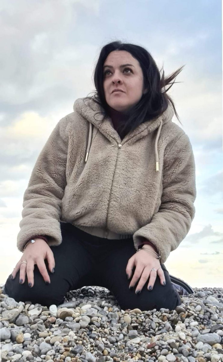 SaraDitrapani's tweet photo. L'unica persona da cui devi avere aspettative È  TE STESSA!

Devi sforzarti costantemente lo sai vero???

TU VALI! ...dimostraTELO 

non  devi dimostrarlo A NESSUNO se non a  TE STESSA!

BUONGIORNO  E BUONA DOMENICA AAAAQ https://t.co/1IMJHdhizV