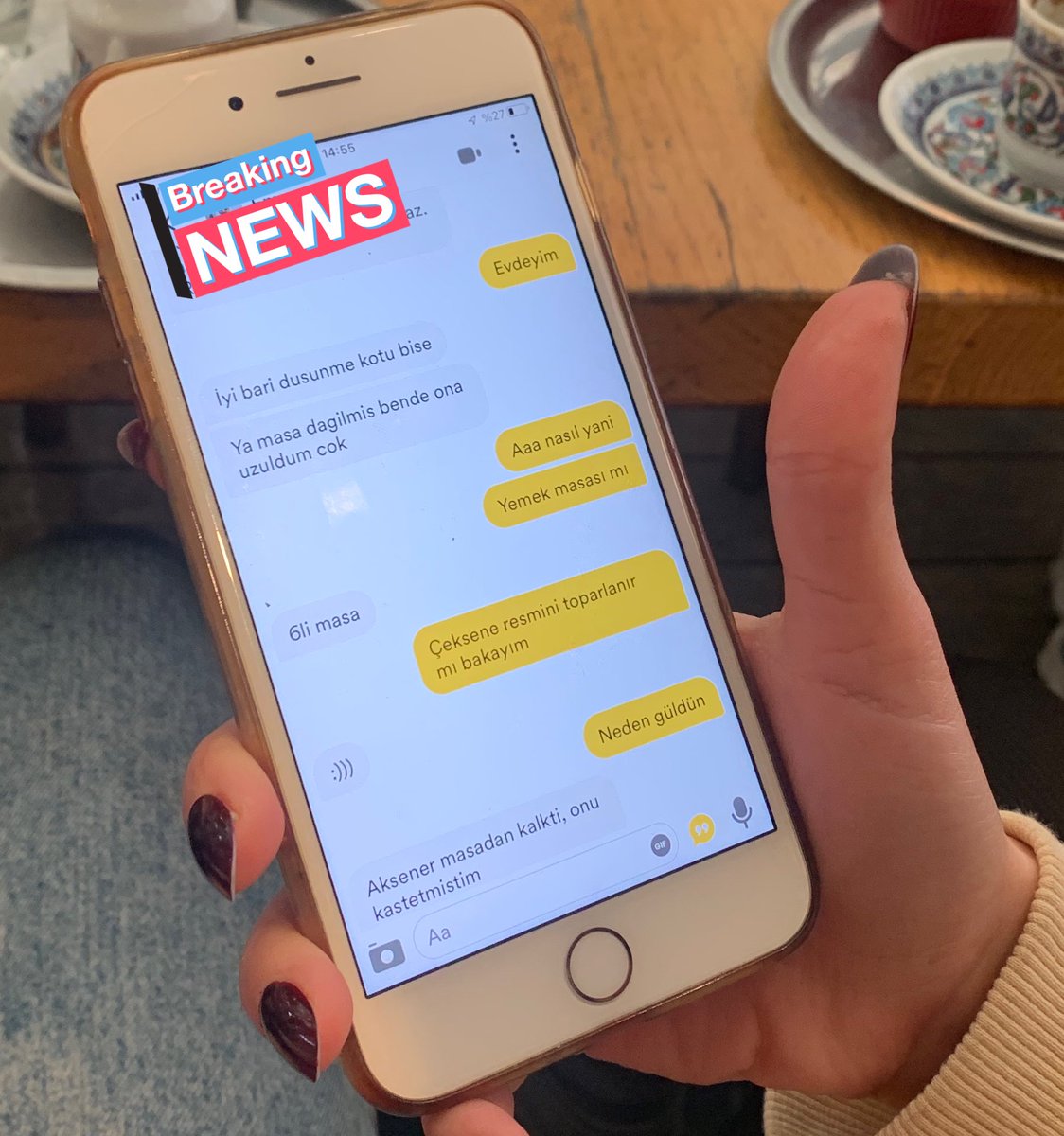 mumkunat's tweet photo. Arkadaşım mobilya işi ile ilgileniyor. Flörtüne yazdığı mesaj beni benden aldı 😂😂 https://t.co/nOGagKKc0v