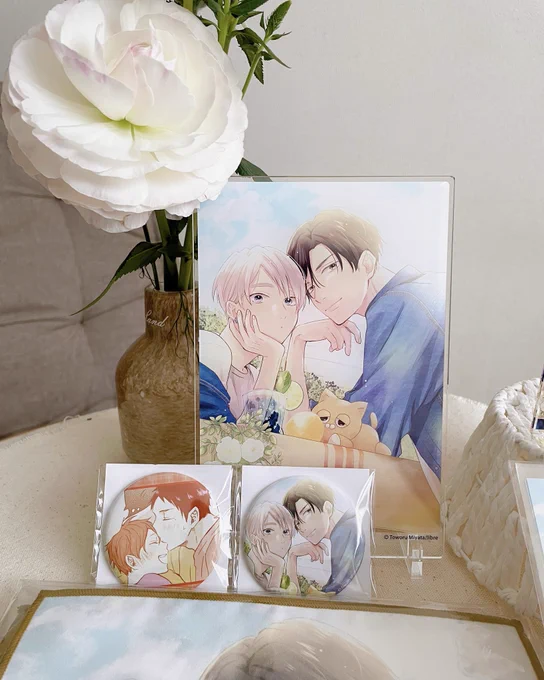 昨年末あたりに実施されてたビボピーレーベルくじのサンプルいただきましたお届けのご報告もありがとうございます!お手元で楽しんでいただけてるようで嬉しいです外国語版少し増えたので改めて並べてみました#デリハグ #彼のいる生活 
