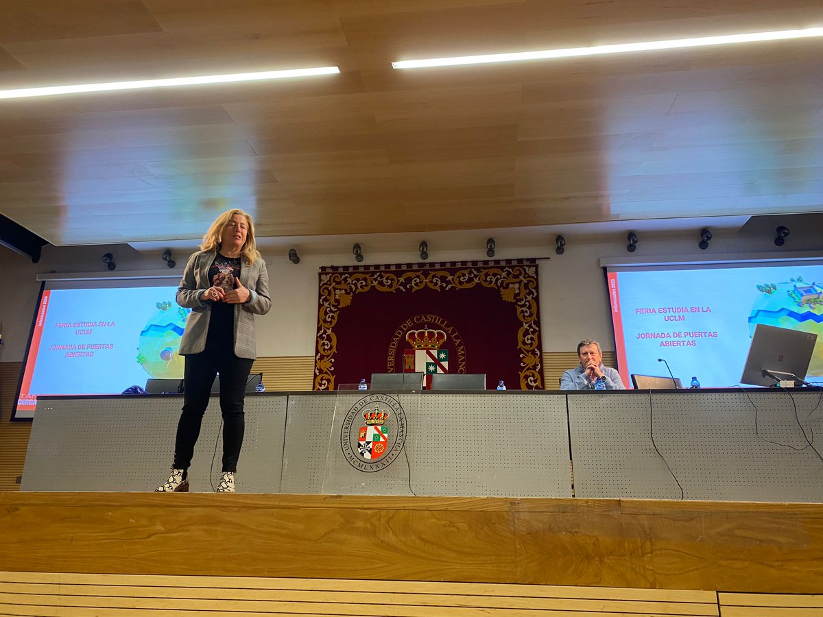 uclm_inter's tweet photo. Servicios y Unidades. Gracias a #VicegerenciaTO, #UGAC, @SAED_UCLM, #SOAPP, @BibliotecaUCLM, @cel_uclm, @confuciouclm por su gran implicación en estas jornadas. https://t.co/i7H6XW54Kp